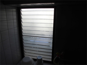 浴室　窓サッシ取替工事