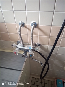 浴室シャワー水栓取替工事